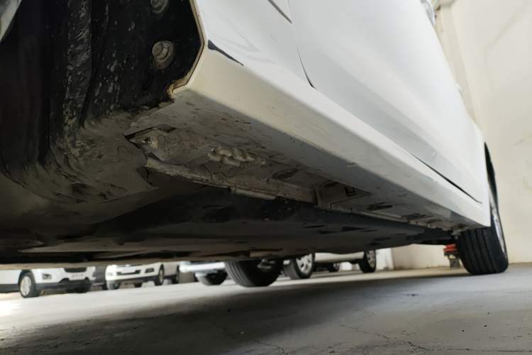 Used Toyota Corolla 2021 1.2T S-CVT Pioneer PLUS Edition Left Side Sill