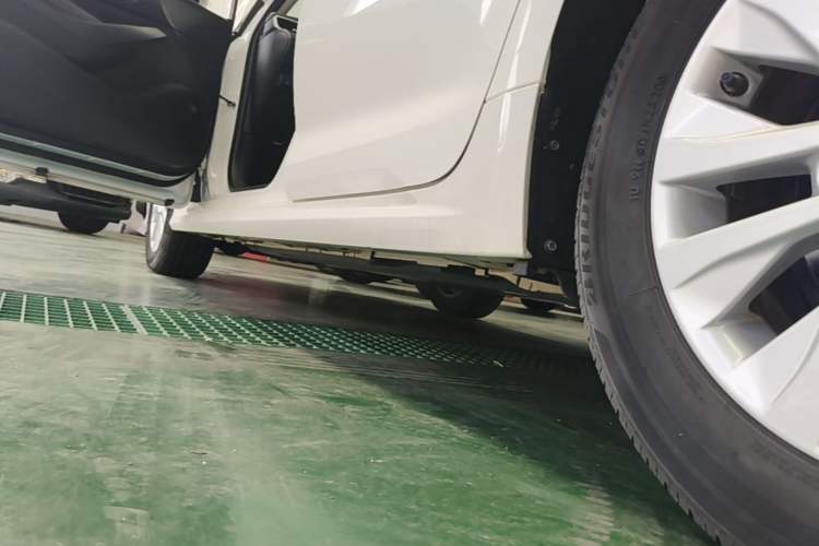 Used Toyota Corolla 2021 1.2T S-CVT Elite Edition Left Side Sill