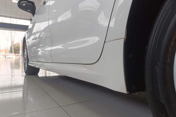 Used Toyota Corolla 2021 1.2T S-CVT Luxury Edition Left Side Sill