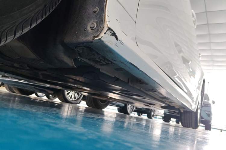 Used Toyota Corolla 2021 TNGA 1.5L CVT Elite Edition Left Side Sill