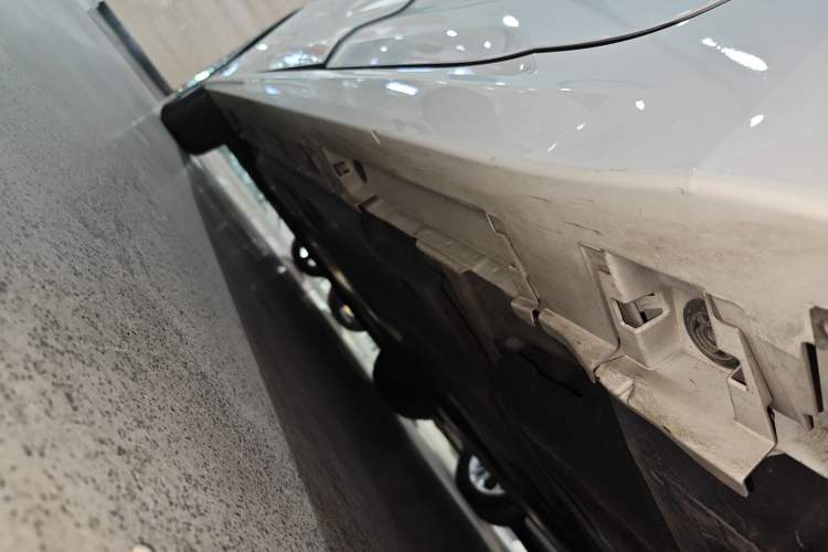 Used Toyota Corolla 2021 TNGA 1.5L CVT Elite Edition Left Side Sill
