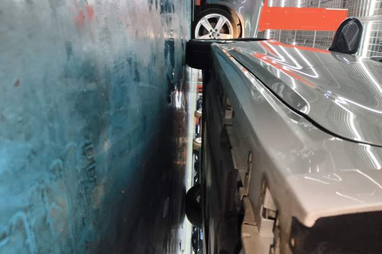 Used Toyota Corolla 2021 Dual-Motor 1.8L E-CVT Elite Edition Left Side Sill