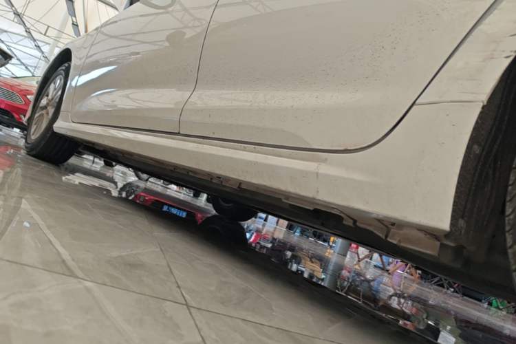 Used Toyota Corolla 2021 TNGA 1.5L CVT Pioneer Edition Left Side Sill