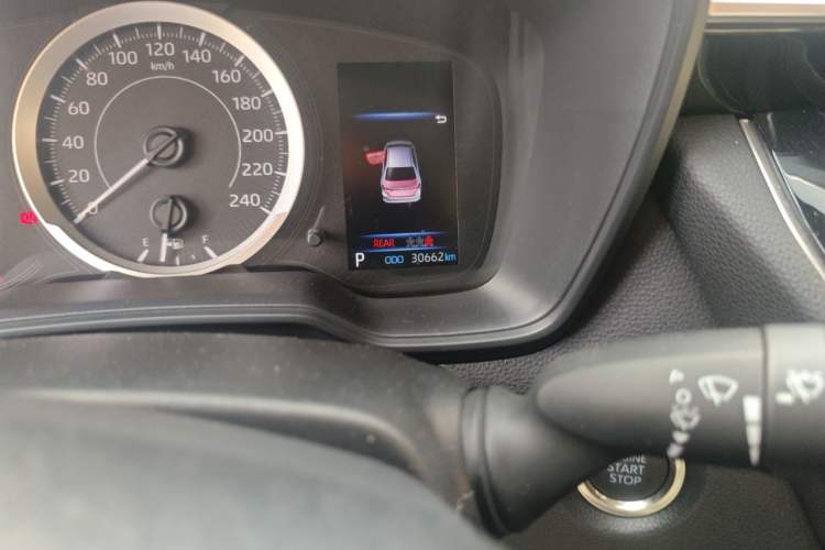 Used Toyota Corolla 2021 TNGA 1.5L CVT Elite Edition Odometer Close Up