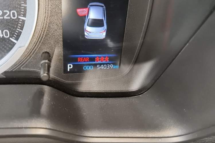 Used Toyota Corolla 2021 Dual-Motor 1.8L E-CVT Elite Edition Odometer Close Up