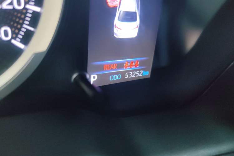 Used Toyota Corolla 2021 Dual-Motor 1.8L E-CVT Elite Edition Odometer Close Up