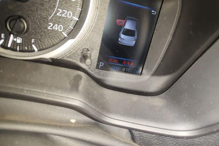 Used Toyota Corolla 2021 1.2T S-CVT Elite PLUS Edition Odometer Close Up