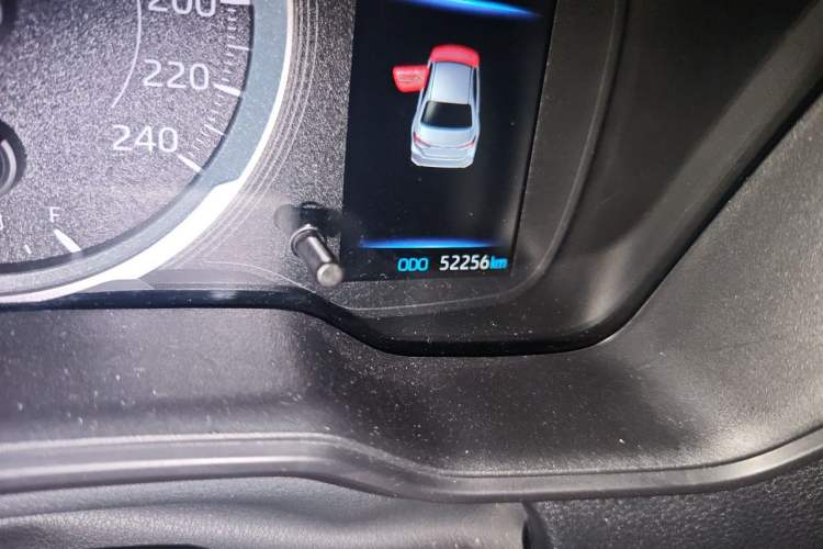 Used Toyota Corolla 2021 1.2T S-CVT Elite PLUS Edition Odometer Close Up