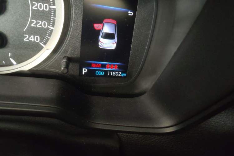 Used Toyota Corolla 2021 1.2T S-CVT Luxury Edition Odometer Close Up