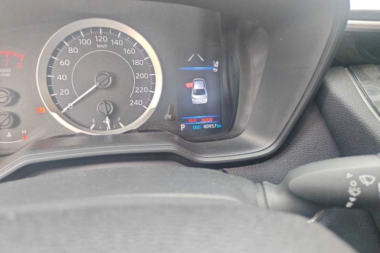 Used Toyota Corolla 2021 1.2T S-CVT Elite PLUS Edition Odometer Close Up