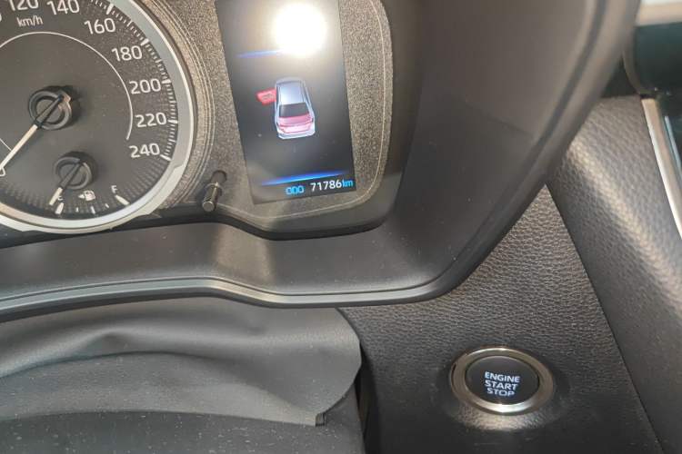 Used Toyota Corolla 2021 1.2T S-CVT Elite PLUS Edition Odometer Close Up