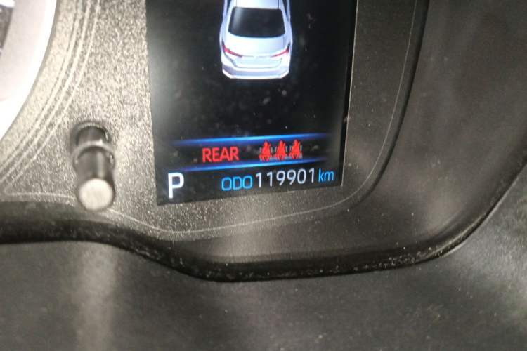 Used Toyota Corolla 2021 Dual-Motor 1.8L E-CVT Elite Edition Odometer Close Up