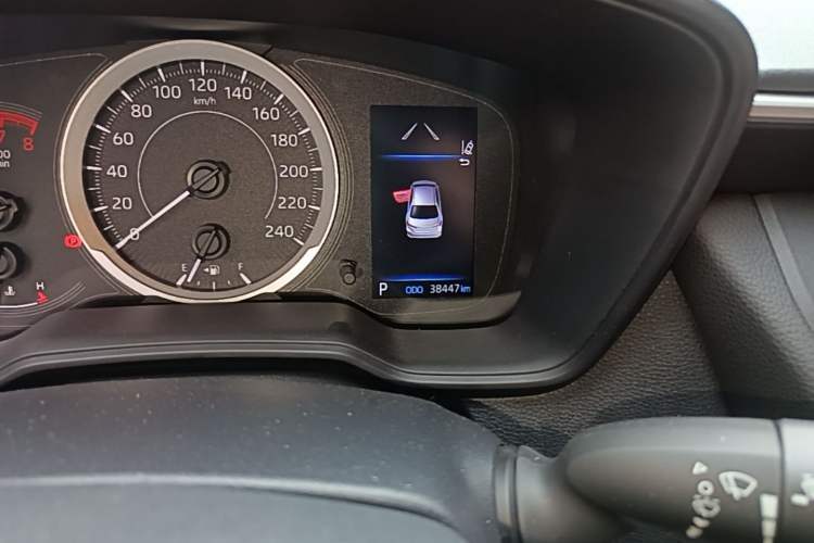 Used Toyota Corolla 2021 TNGA 1.5L CVT Pioneer Edition Odometer Close Up