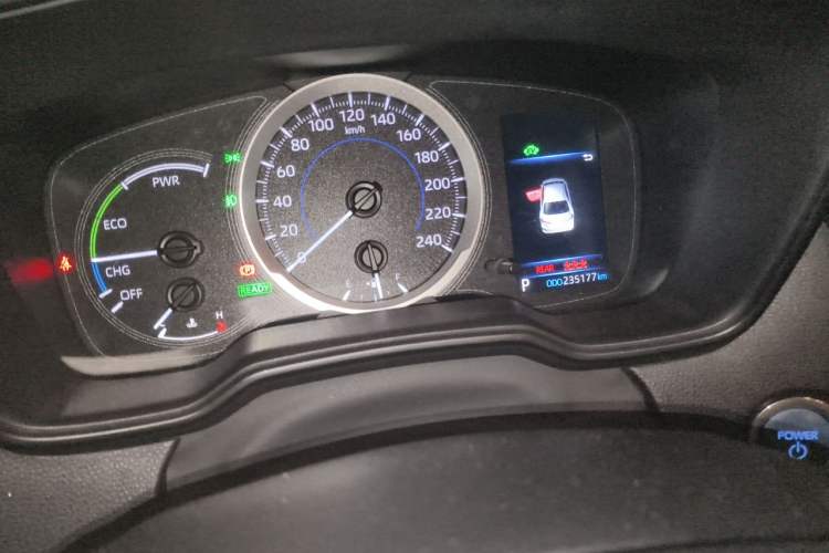 Used Toyota Corolla 2021 Dual-Motor 1.8L E-CVT Elite Edition Odometer Close Up