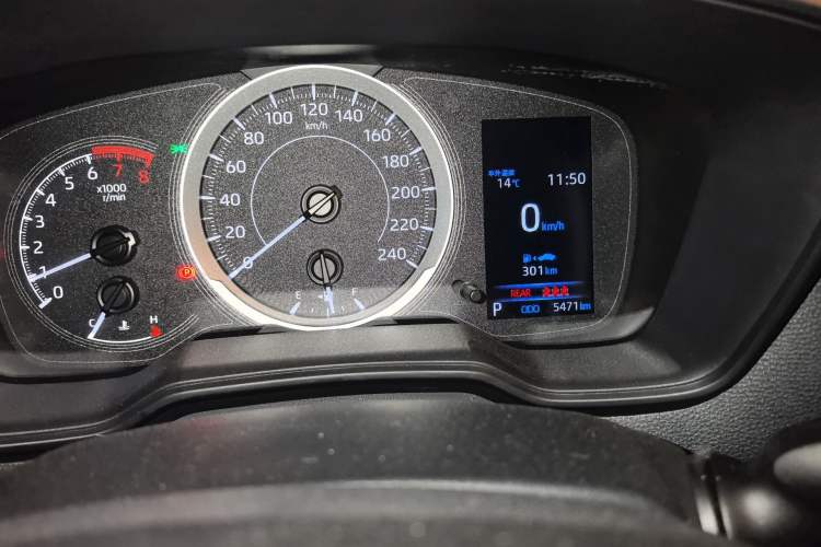 Used Toyota Corolla 2021 1.2T S-CVT Elite PLUS Edition Odometer Close Up