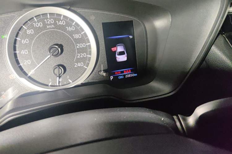 Used Toyota Corolla 2021 1.2T S-CVT Luxury Edition Odometer Close Up