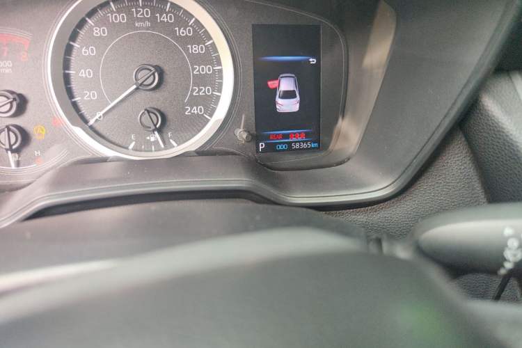 Used Toyota Corolla 2021 1.2T S-CVT Pioneer Edition Odometer Close Up