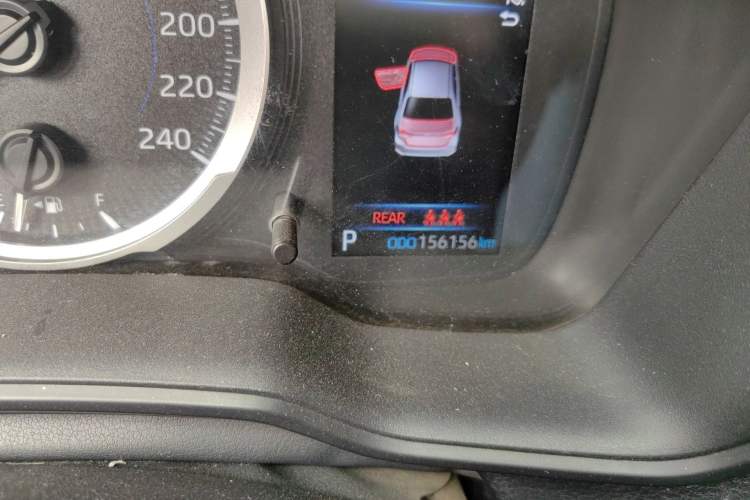 Used Toyota Corolla 2021 Dual-Motor 1.8L E-CVT Elite Edition Odometer Close Up