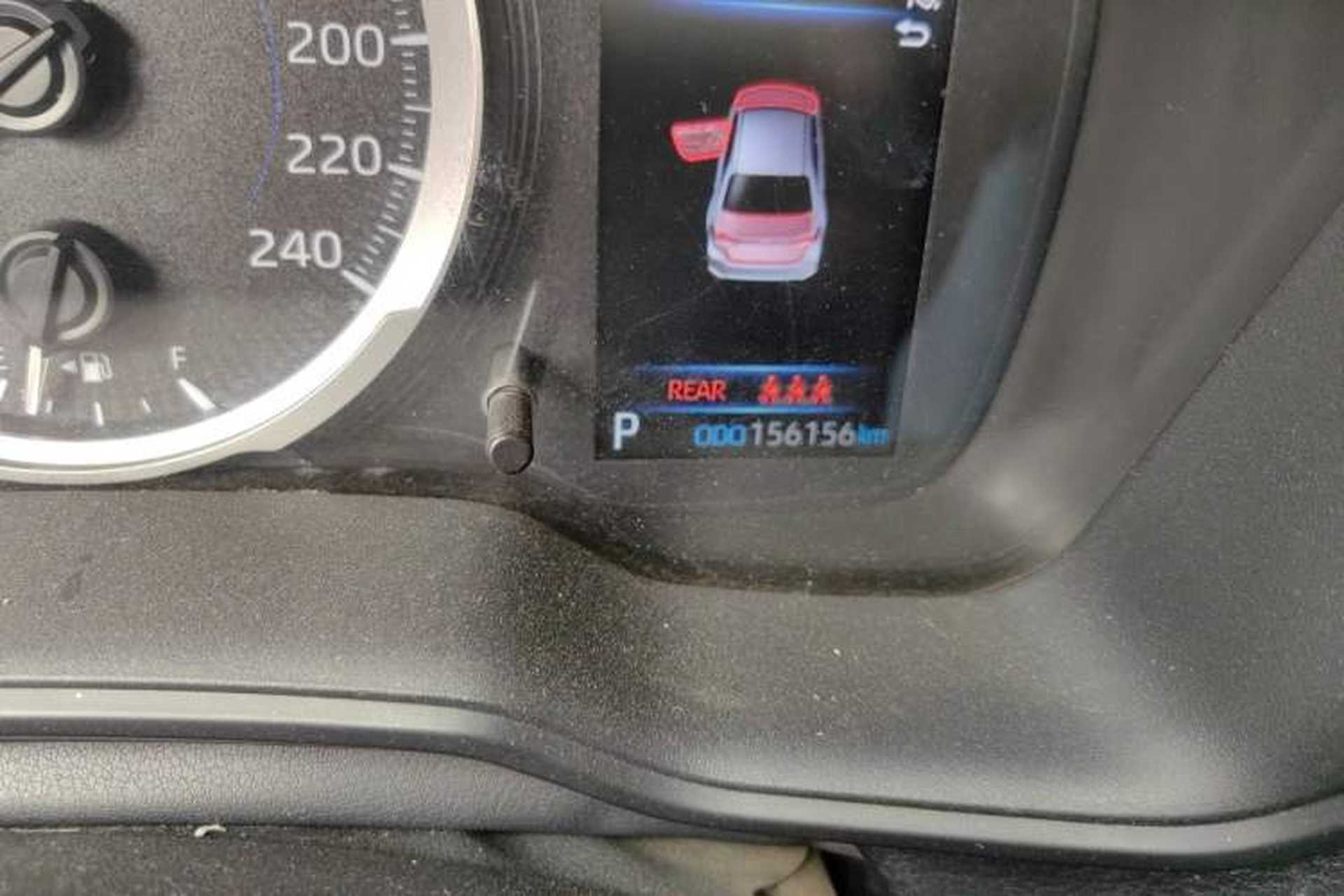 Used Toyota Corolla 2021 Dual-Motor 1.8L E-CVT Elite Edition Odometer Close Up