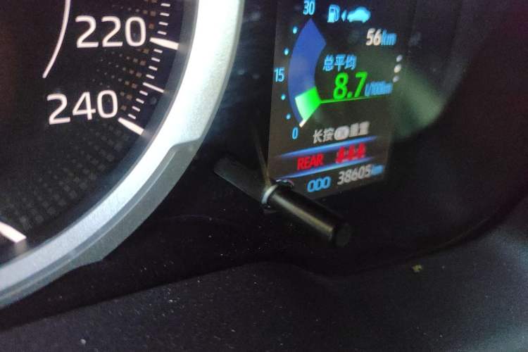 Used Toyota Corolla 2021 TNGA 1.5L CVT Pioneer Edition Odometer Close Up