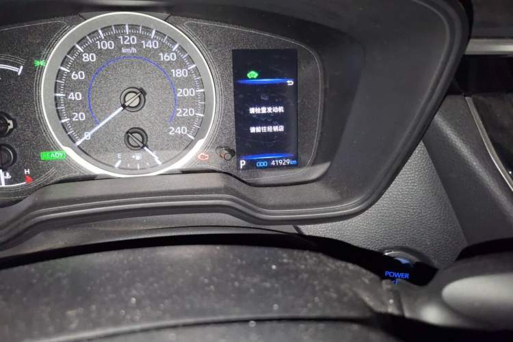 Used Toyota Corolla 2021 Dual-Motor 1.8L E-CVT Elite Edition Odometer Close Up