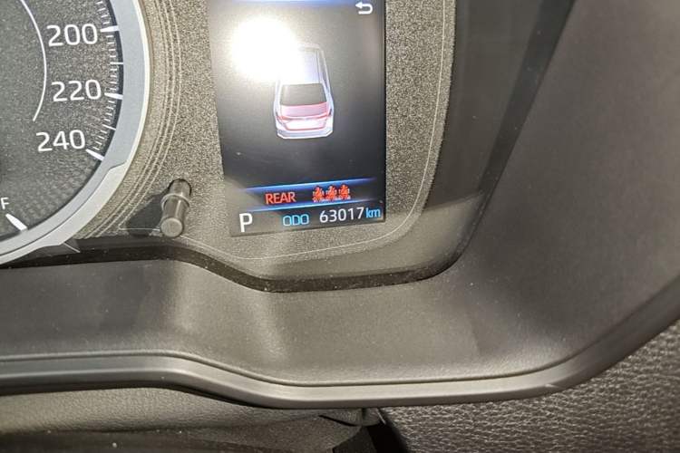 Used Toyota Corolla 2021 1.2T S-CVT Elite Edition Odometer Close Up