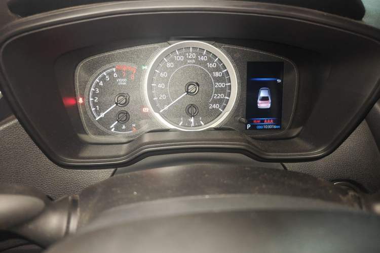 Used Toyota Corolla 2021 1.2T S-CVT Luxury Edition Odometer Close Up