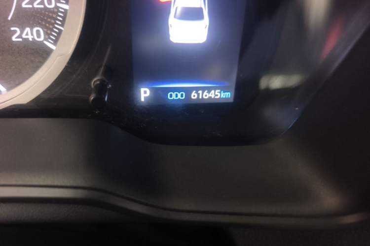 Used Toyota Corolla 2021 TNGA 1.5L CVT Pioneer Edition Odometer Close Up