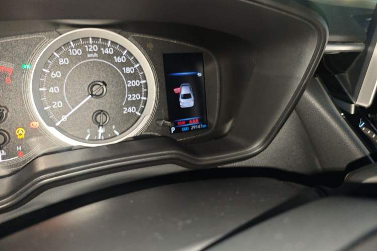 Used Toyota Corolla 2021 1.2T S-CVT Elite PLUS Edition Odometer Close Up