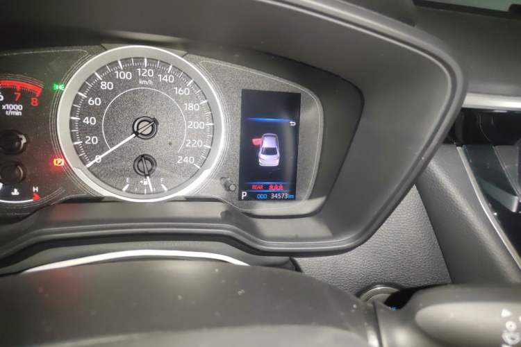 Used Toyota Corolla 2021 1.2T S-CVT Elite Edition Odometer Close Up