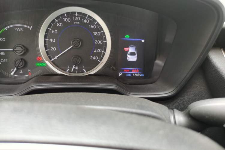 Used Toyota Corolla 2021 Dual-Motor 1.8L E-CVT Elite Edition Odometer Close Up
