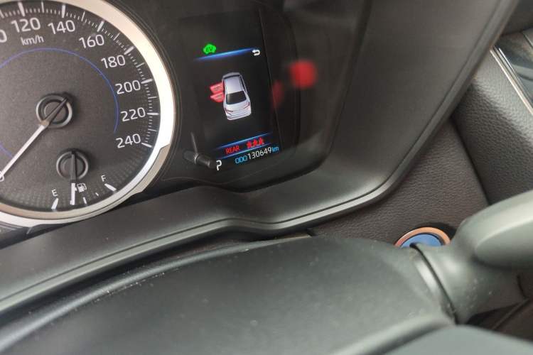 Used Toyota Corolla 2021 Dual-Engine 1.8L E-CVT Pioneer Edition Odometer Close Up
