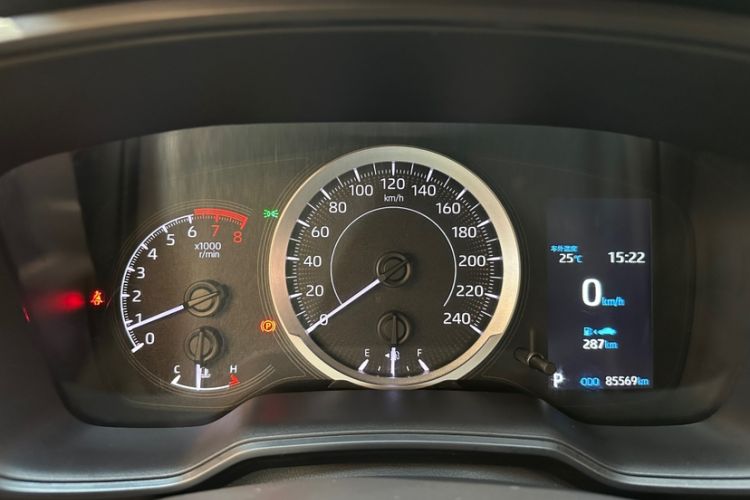 Used Toyota Corolla 2021 1.2T S-CVT Pioneer Edition Odometer Close Up