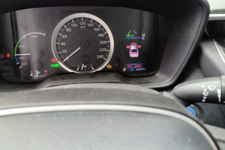 Used Toyota Corolla 2021 Dual-Motor 1.8L E-CVT Elite Edition Odometer Close Up