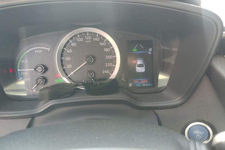 Used Toyota Corolla 2021 Dual-Motor 1.8L E-CVT Elite Edition Odometer Close Up