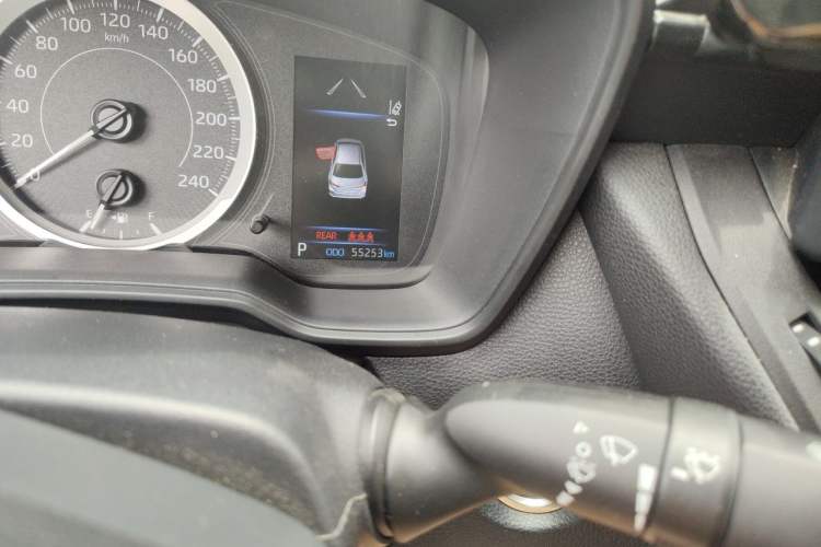Used Toyota Corolla 2021 1.2T S-CVT Pioneer Edition Odometer Close Up