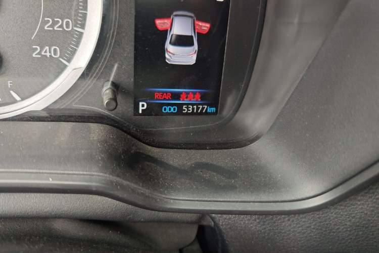 Used Toyota Corolla 2021 1.2T S-CVT Elite PLUS Edition Odometer Close Up