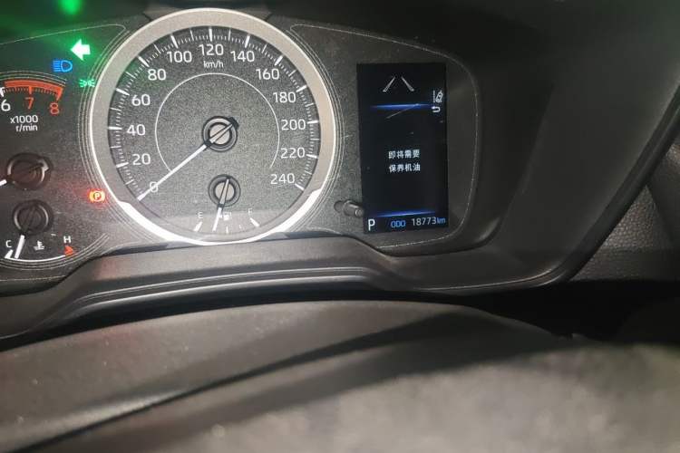 Used Toyota Corolla 2021 1.2T S-CVT Luxury Edition Odometer Close Up