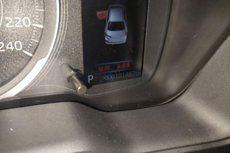 Used Toyota Corolla 2021 1.2T S-CVT Pioneer PLUS Edition Odometer Close Up