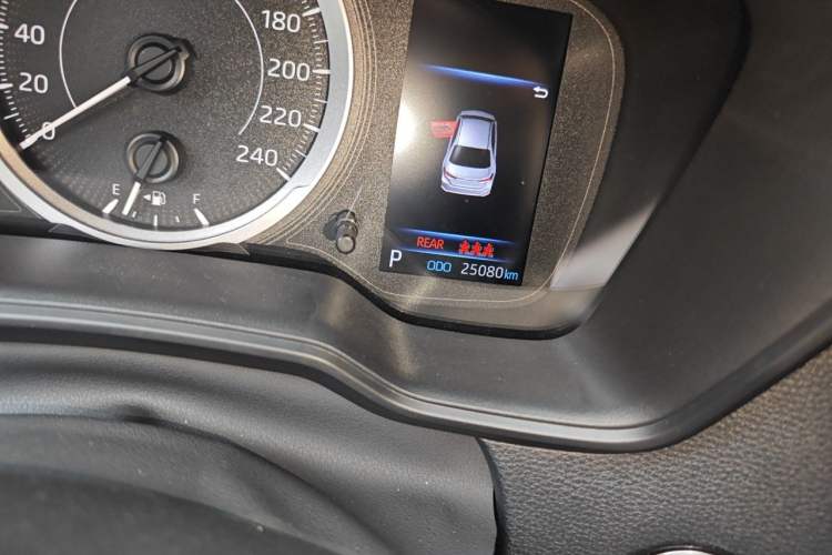 Used Toyota Corolla 2021 1.2T S-CVT Pioneer PLUS Edition Odometer Close Up