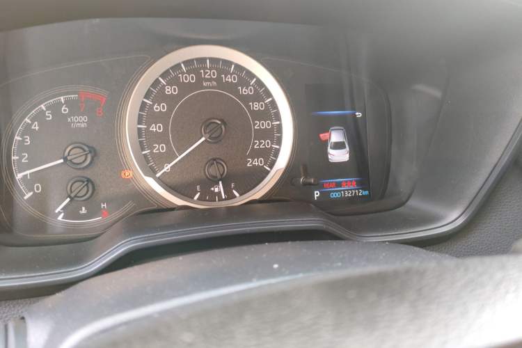 Used Toyota Corolla 2021 TNGA 1.5L CVT Elite Edition Odometer Close Up