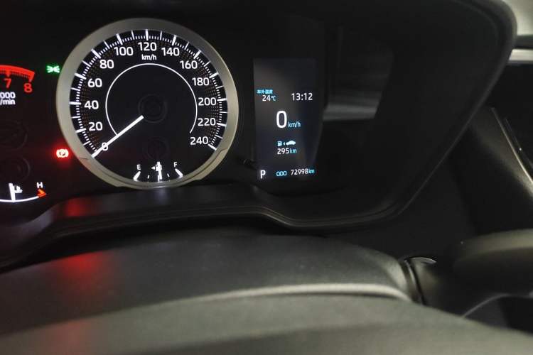 Used Toyota Corolla 2021 1.2T S-CVT Elite PLUS Edition Odometer Close Up