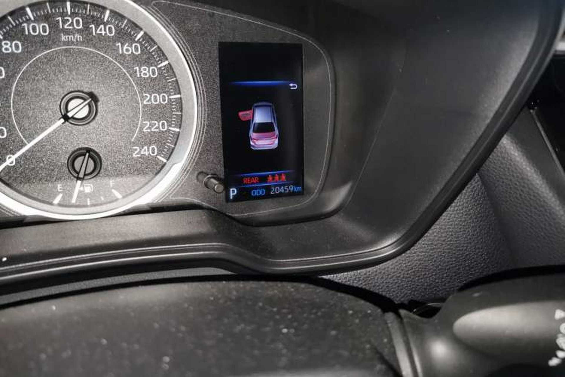 Used Toyota Corolla 2021 1.2T S-CVT Luxury Edition Odometer Close Up