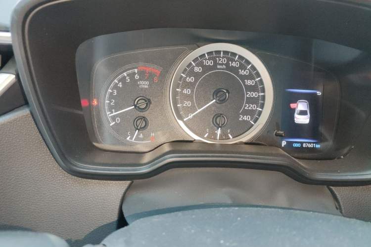 Used Toyota Corolla 2021 1.2T S-CVT Elite PLUS Edition Odometer Close Up