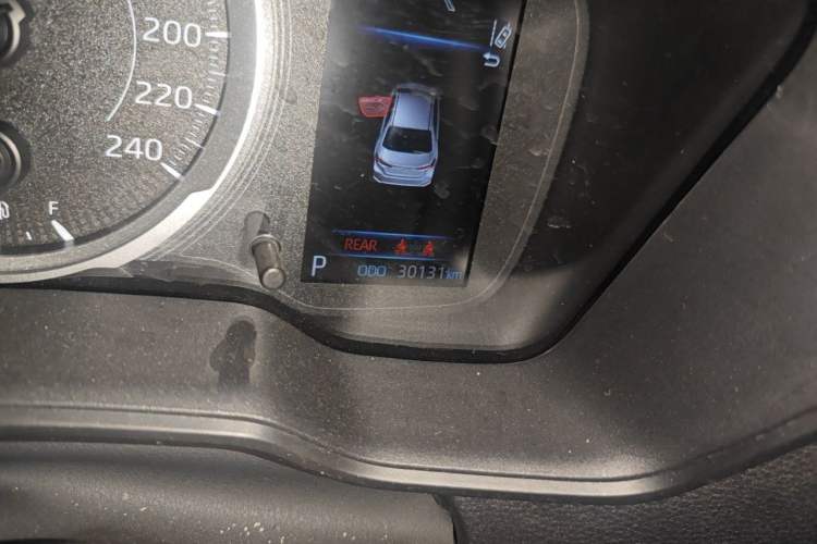 Used Toyota Corolla 2021 1.2T S-CVT Elite Edition Odometer Close Up