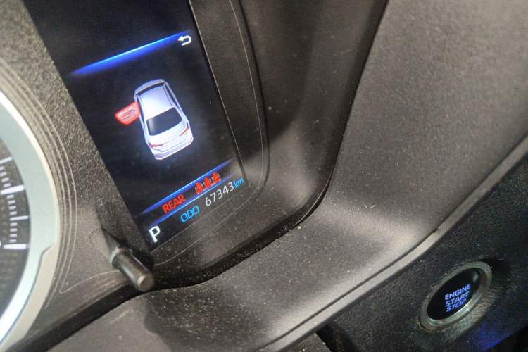 Used Toyota Corolla 2021 1.2T S-CVT Luxury Edition Odometer Close Up