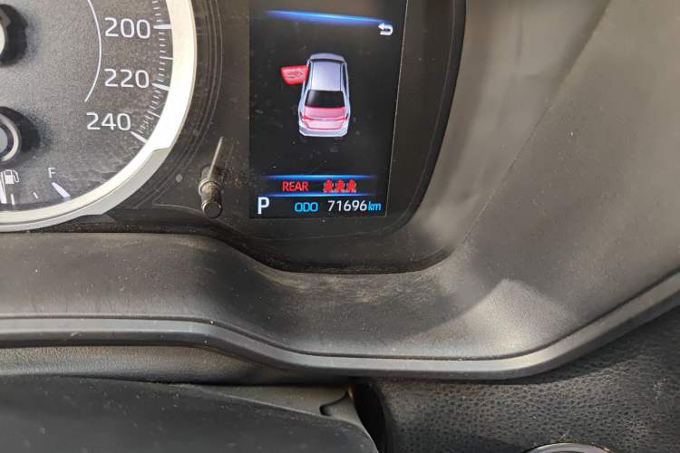 Used Toyota Corolla 2021 1.2T S-CVT Elite PLUS Edition Odometer Close Up