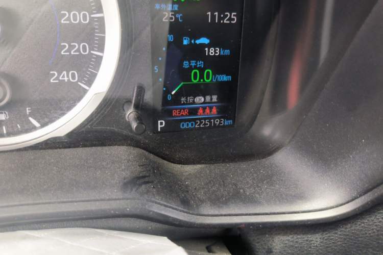 Used Toyota Corolla 2021 Dual-Engine 1.8L E-CVT Pioneer Edition Odometer Close Up