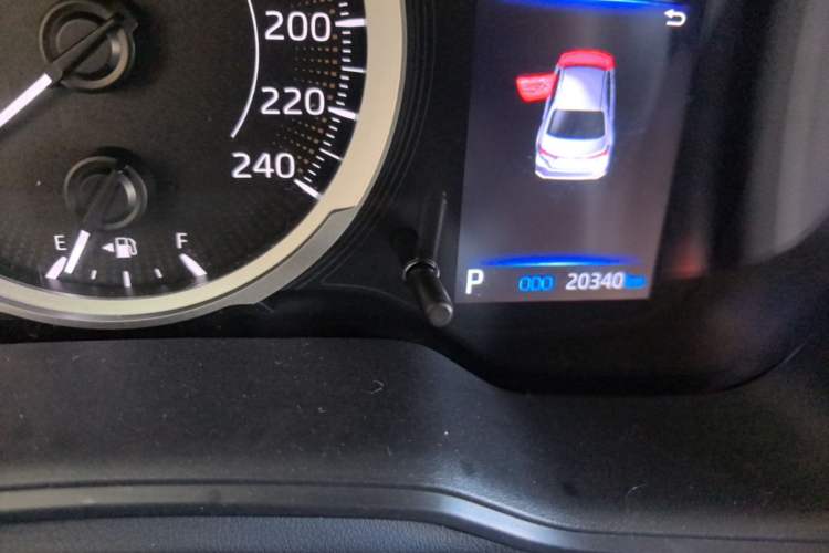 Used Toyota Corolla 2021 TNGA 1.5L CVT Elite Edition Odometer Close Up