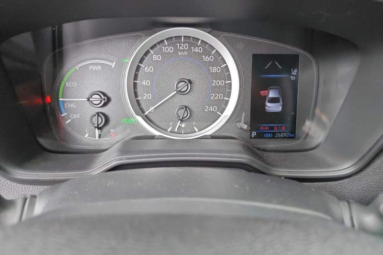 Used Toyota Corolla 2021 Dual-Motor 1.8L E-CVT Elite Edition Odometer Close Up